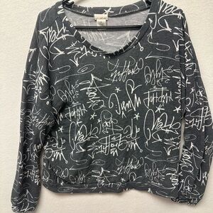 Women’s Vintage Y2K Wet Seal Gray Top Sweater Graffiti All Over Print Size XL